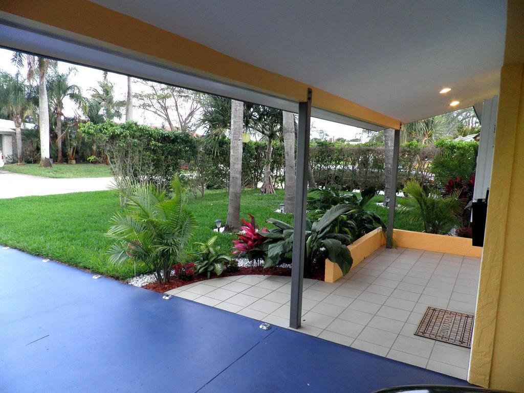 Blue Ocean Guesthouse Oakland Park Exterior photo